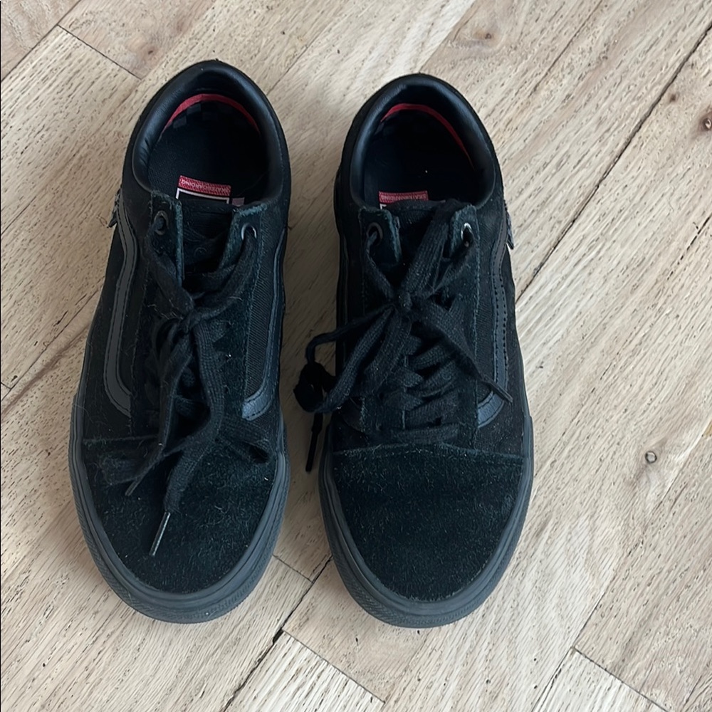 Vans sneakers. Excellent condition, like new!